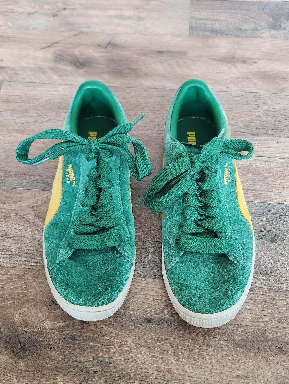 Puma Suede Shoes Size 7 Green and Yellow